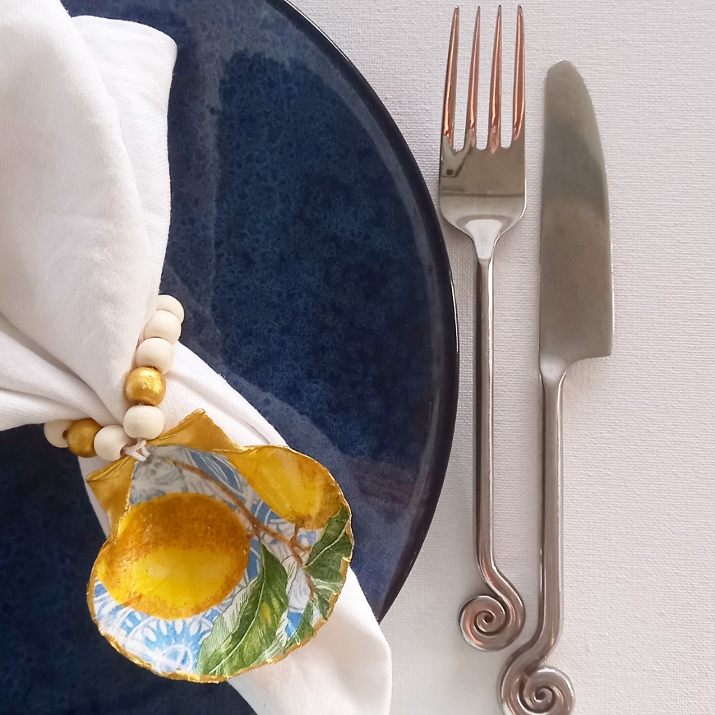 Bijoux Lemon Lush Decorated Shell Napkin Ring Set_1