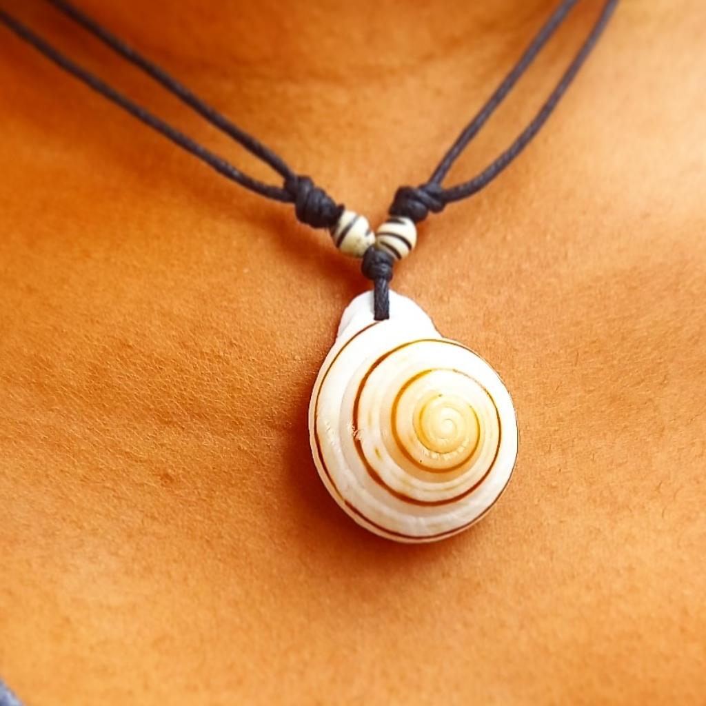 Bijoux Summer Surf Unisex Natural Shell Necklace Collection_2